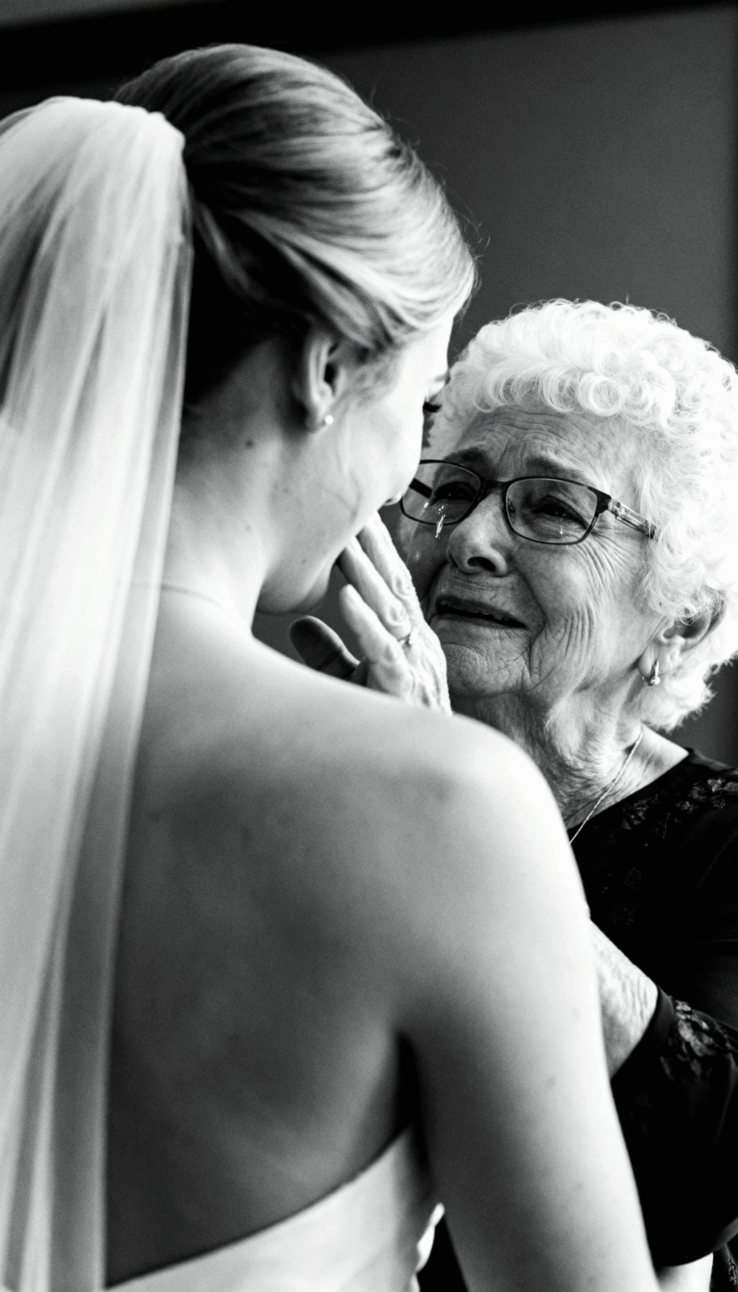 getting-ready-michelle-godmann-photography